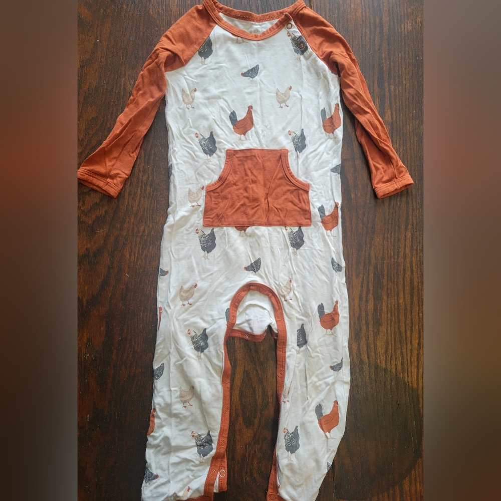 Kyte BABY Chicken Print Long Sleeve One Piece Romper